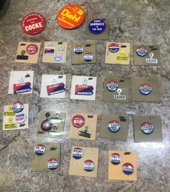 A Lot Of 36 Vintage Political Pins And Key Chain