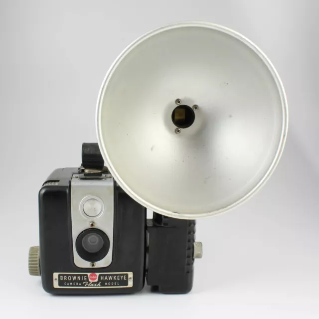 Kodak Brownie Hawkeye Flash Model - 620 Film Camera w/Kodalite Flasholder 1950's