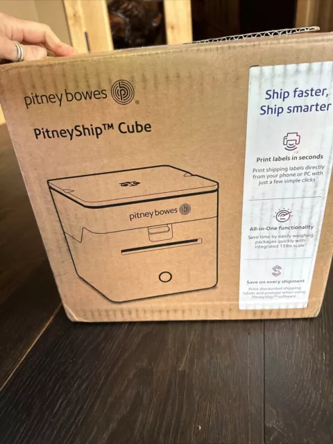 Brand New Pitney Bowes Thermal Ship Cube W/15 Lb Integrated Scale