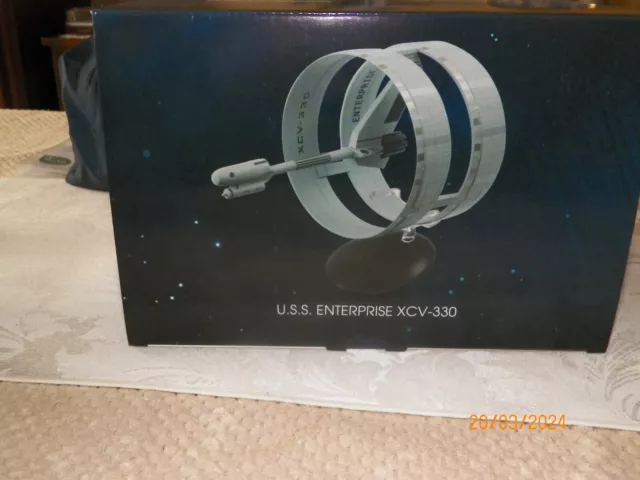 Eaglemoss Star Trek RING ENTERPRISE XCV-330