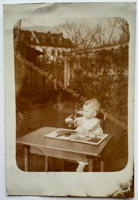 orig. Foto AK Kind Berlin 1915 Buch lesen Kinderbuch