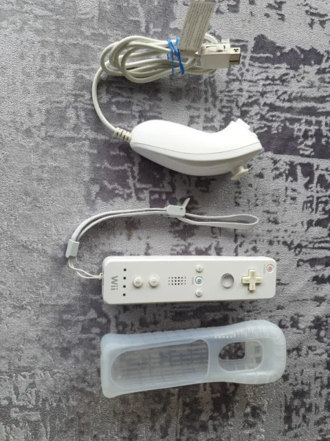 Official Nintendo Wii Controller Remote, Nunchuck