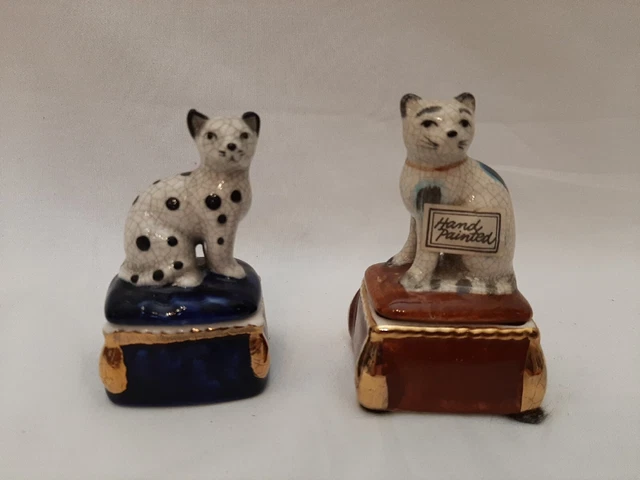 2 1991 Fitz & Floyd Crackle Glaze Sitting Cat Trinket Boxes - 3 1/8"