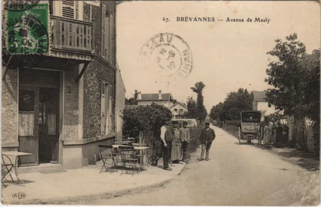 CPA BRÉVANNES - Avenue de Mesly (44955)