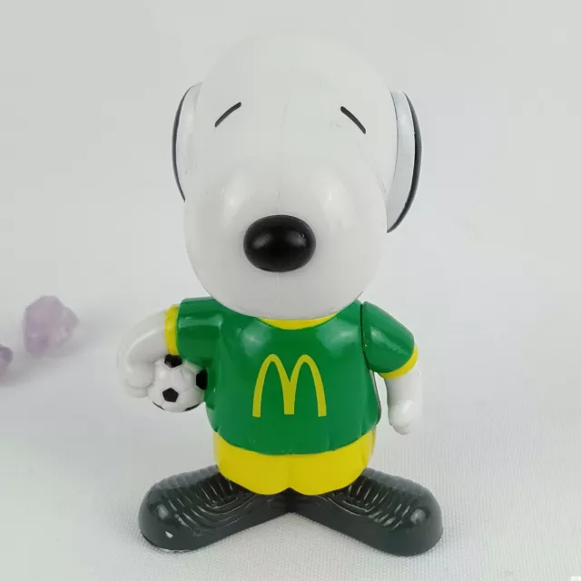 Snoopy Soccer Ball Brazil Figure, World Tour 2, McDonalds 1999 Happy Meal Toy