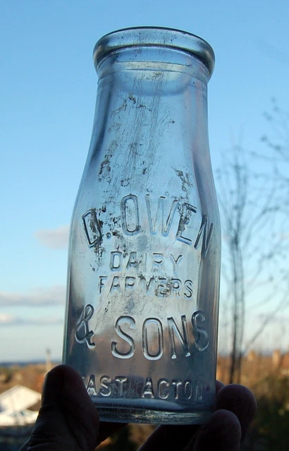 milk bottle : lovely early Owen of East Acton LONDON : dairy 1/2