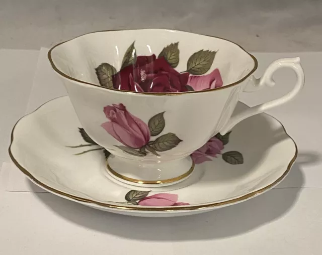 Royal Albert Scalloped Pink Red Roses Bone China Tea Cup & Saucer Set