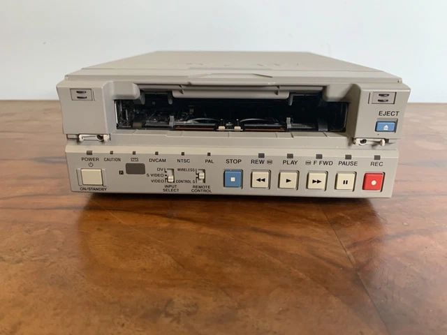 SONY DSR-11 NTSC/PAL MINIDV DVCAM DIGITAL PLAYER RECORDER VCR DECK