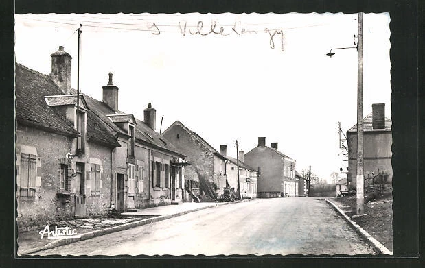 CPA Ville-Langy, Entrée du bourg