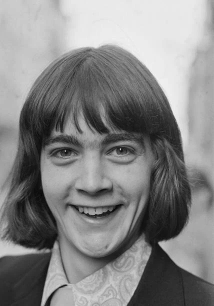 ENGLISH PIANIST PRESENTER Bobby Crush at the London Palladium OLD PHOTO ...