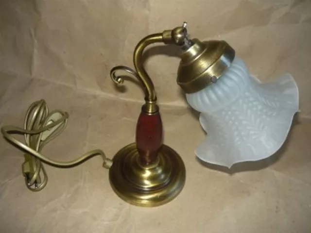 Lampada Abat-jour applique in ottone stile liberty base in ottone satinato