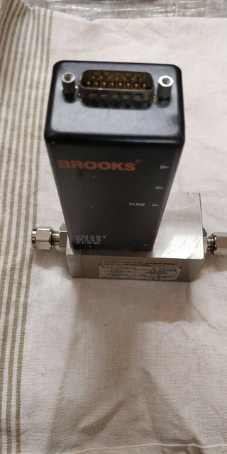 USED Brooks 5861s Smart Mass Flow Controllers BD1AA0AB3BA0A1