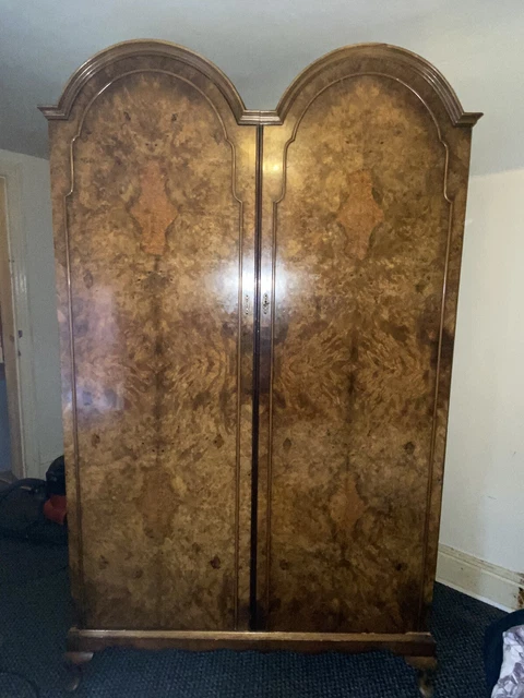 antique burr walnut Wardrobe,Dome Top