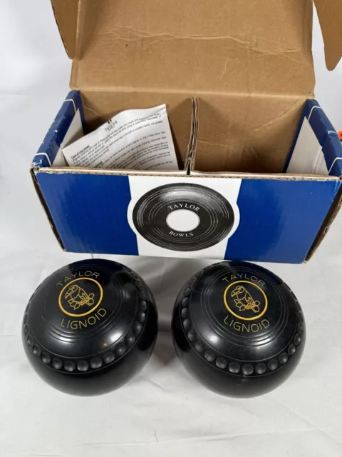 Thomas Taylor Lignoid Lawn Bowls Size 4 Pair H-B11255