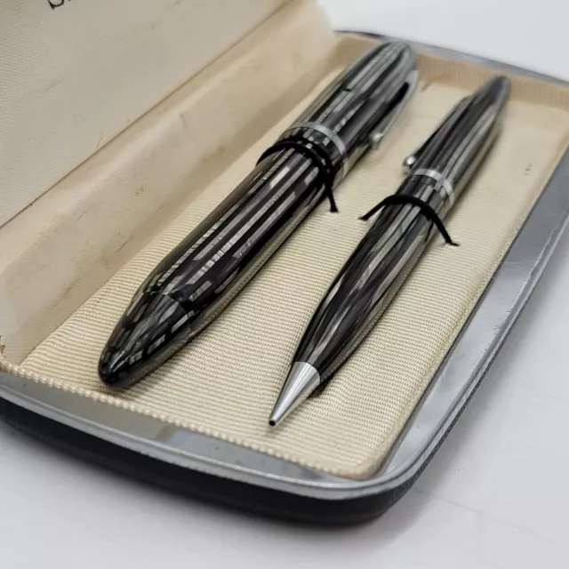 Vintage Sheaffers Black Writing Fountain Pen Mechanical Pencil With Original Box