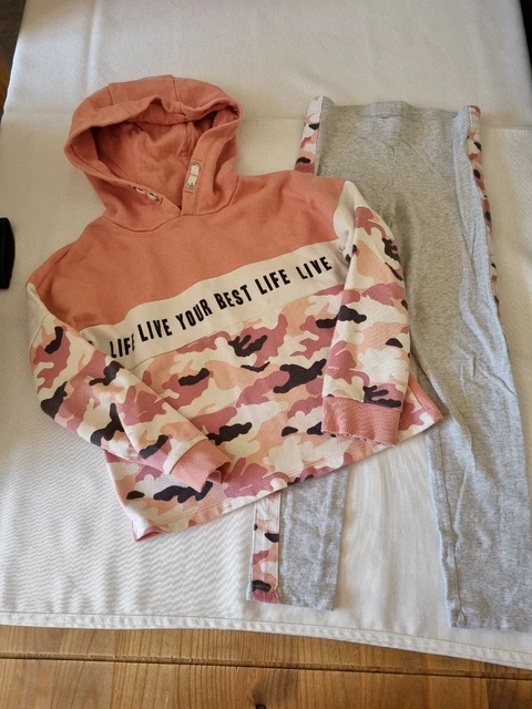 Multicoloured, camouflaged, long sleeved hoodie & leggings set age 8-9 yrs