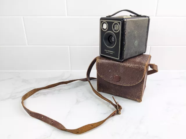 Vintage Kodak Six-20 Brownie C Camera Untested RARE HTF Collectible