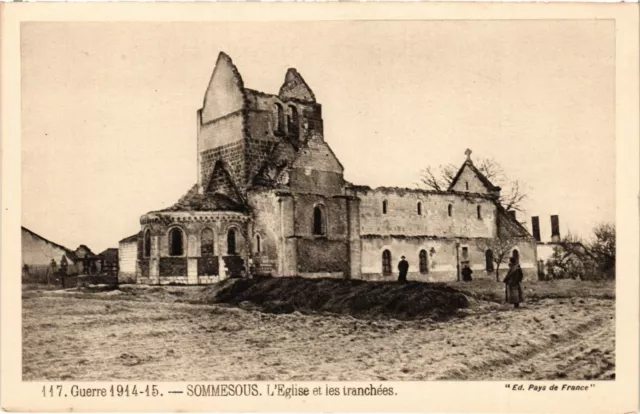 CPA MILITAIRE Sommesous-L'Eglise et les tranchées (316913)