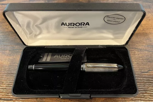 Aurora Ipsilon VTG Fountain Pen Black Resin Barrel Silver Plate Cap & Trim M Nib