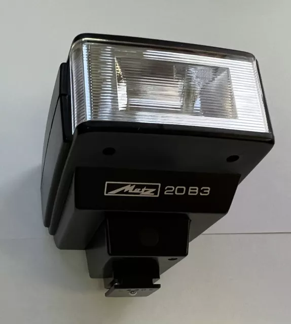 Metz mecablitz 20B3 Shoe Mount Flash ( Universal )