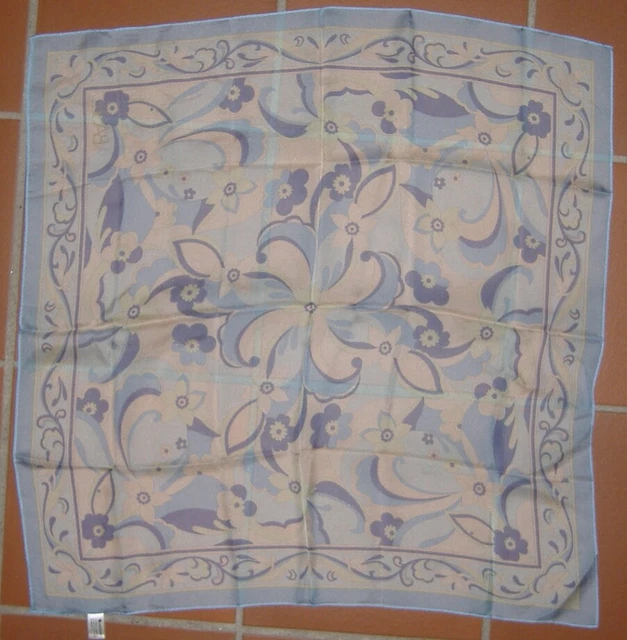 Gadget foulard deals
