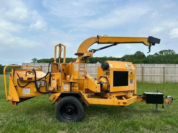 2012 Carlton 12" Model 2012 Wood Chipper