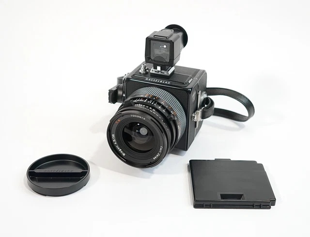 Hasselblad 903 SWC mit Biogon CF 4,5/38 T* Carl Zeiss - A12 Magazin