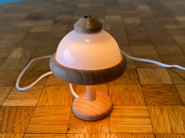 Lampe Tischlampe funktioniert Hahn ? Puppenstube Puppenhaus 1:12 dollhouse lamp