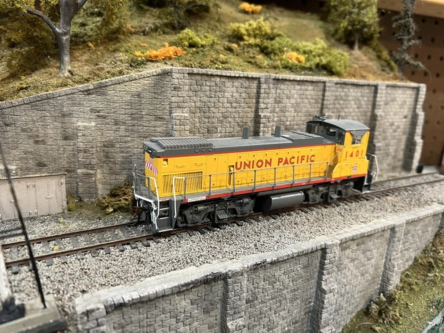 Athearn Genesis Union Pacific EMD MP15AC Tsunami2 DCC Sound
