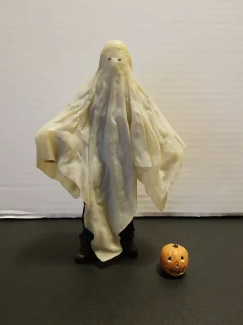 Neca Cult Classics Hall Of Fame Halloween Michael Myers Ghost Sheet Loose Figure