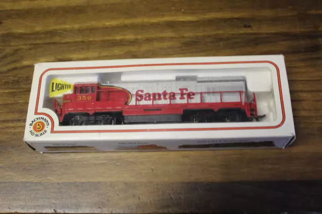 HO Scale Bachmann Sante Fe 350 Locomotive in Box