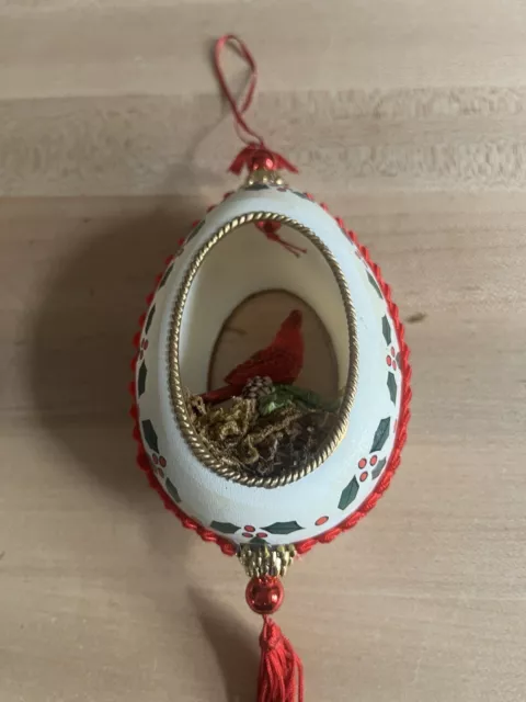 Vintage Red Cardinal Bird Nest Egg Shaped Hanging Ornament Diorama