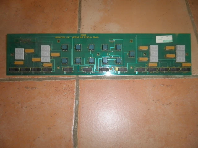 Machine à Fléchettes électronique Karella CB 90 – 38 Jeux, 211 Variantes, Neuve