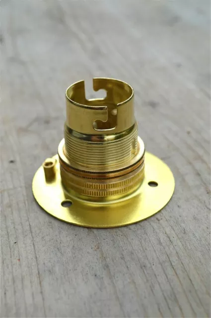 X1 Brass Bayonet B22 Lamp Bulb Holder Lamp Holder Earthed C/W Shade Ring 9E