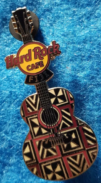 RARE FIJI MASI TRIBAL ARTWORK DESIGN ACOUSTIC GUITAR Hard Rock Cafe PIN