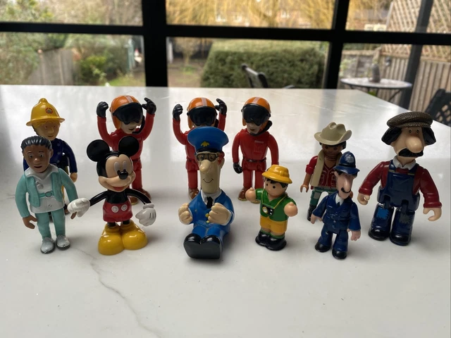Tom Sam FIREMAN SAM POSTMAN Pat Random Figurines Tom The Helicopter Pilot Retro ...