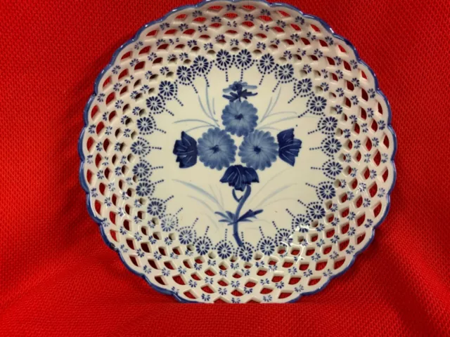 Vintage Blue White Porcelain Reticulated Scalloped Edge Plate Bowl 8.25”