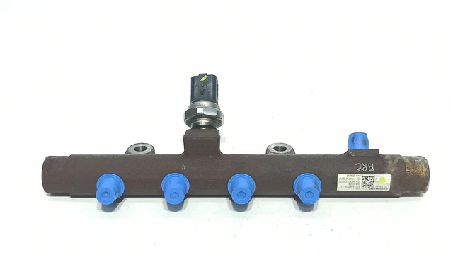 904233 Rampa Injecteura Pour Mercedes Clase B (W246) | 175218188R