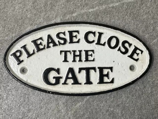 Please Close The Gate Sign Cast Iron Plaque 17cm Traditional Black White