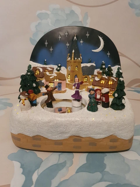 Avon Weihnachten Winter Wunderland Eislaufen Szenenaufhellung Ornament