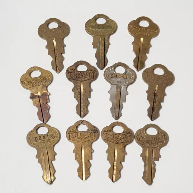 Vintage Chicago Lock Co Brass Key Lot of 11 Keys 7of Which Are No 2313