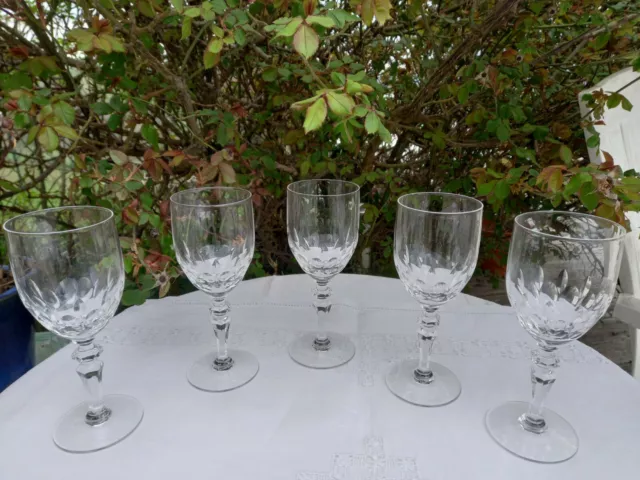 5 Verres A Vin Anciens En Cristal Taille