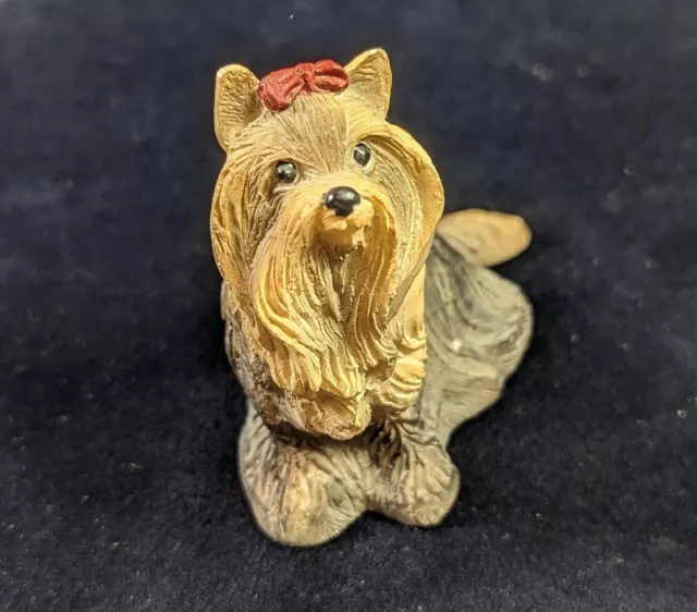 Vintage Maltese ShihTzu Dog Figurine Resin  Details 3-Inch Tall (GOOD CONDITION)