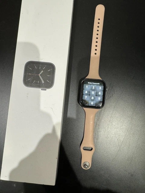APPLE WATCH SERIES 6 44mm Graphite Stainless Steel Case and Black