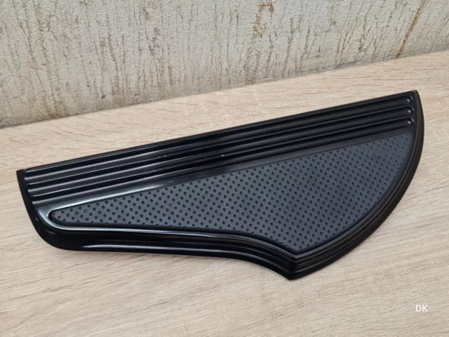 Harley Davidson Touring RH / Right Side Defiance Floorboard