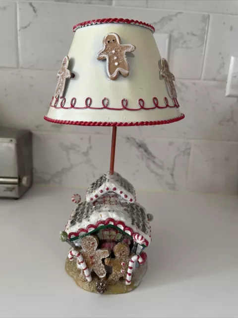 Xmas Sugar & Spice Frosted Gingerbread Man House Tealight Candle Holder Decor