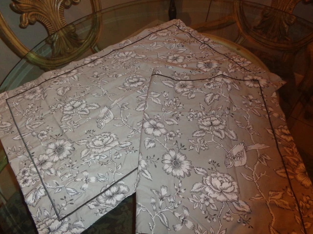 IKEA PRAKTBRACKA Gray White Floral Toile Birds Button Shams NEW IKEA PRAKTBRACKA Gray White Floral Toile Birds Button Shams NEW