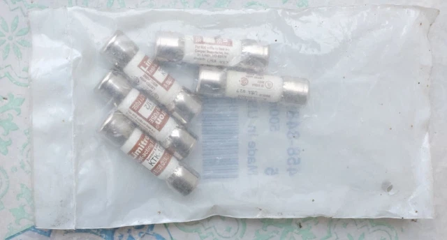 5x Eaton Bussmann KTK-1/2 500mA 10 x 38mm. Code RS 458-8481
