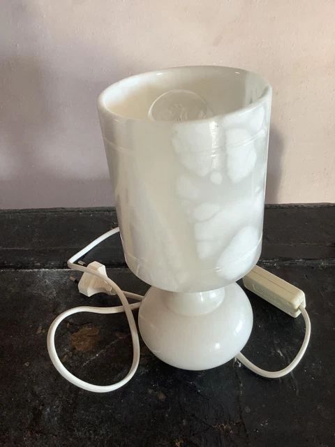 Lampe De Chevet Ancienne En Albâtre Rose – Décor Colombes – Vintage