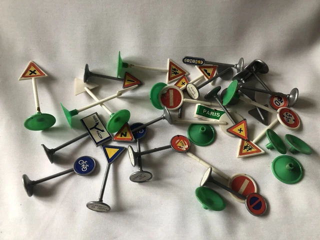 Bigjigs Rail Voie ferrée en bois avec route de campagne 80 pièces